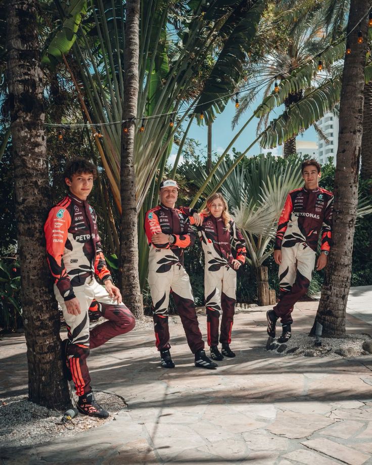 2025 F1 Racing Costume Worn by George Russell & Andrea Kimi Antonelli - Miami GP Riches Hue